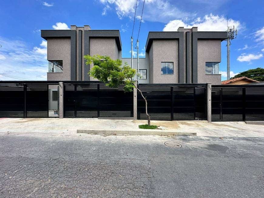 Foto do imóvel: Casa com 3 Quartos à Venda, 128 m² em Santa Mônica - Belo Horizonte Foto do imóvel: Casa com 3 Quartos à Venda, 128 m² em Santa Mônica - Belo Horizonte