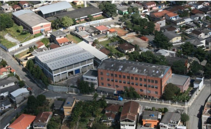 Galpão à Venda ou Locação, 6.353 m² em Jardim Emília - Embu-Guaçu