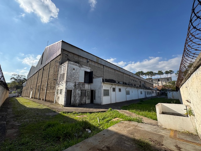 Foto do imóvel: Galpão para Alugar, 6.200 m² em Industrial Anhangüera - Osasco