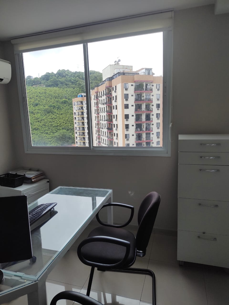 Foto do imóvel: Sala Comercial à Venda, 28 m²em Santa Rosa - Niterói