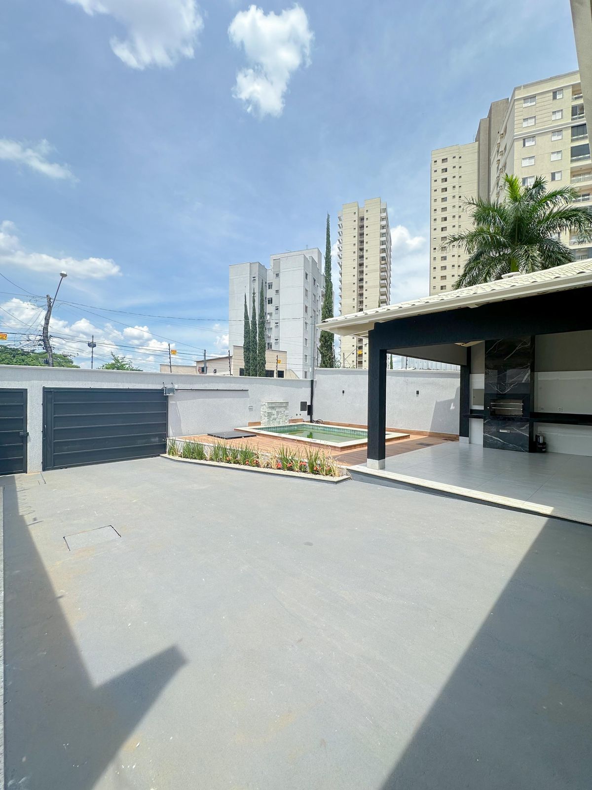 Imagem Casa com 4 Quartos à Venda, 285 m²em Setor Sudoeste - Goiânia