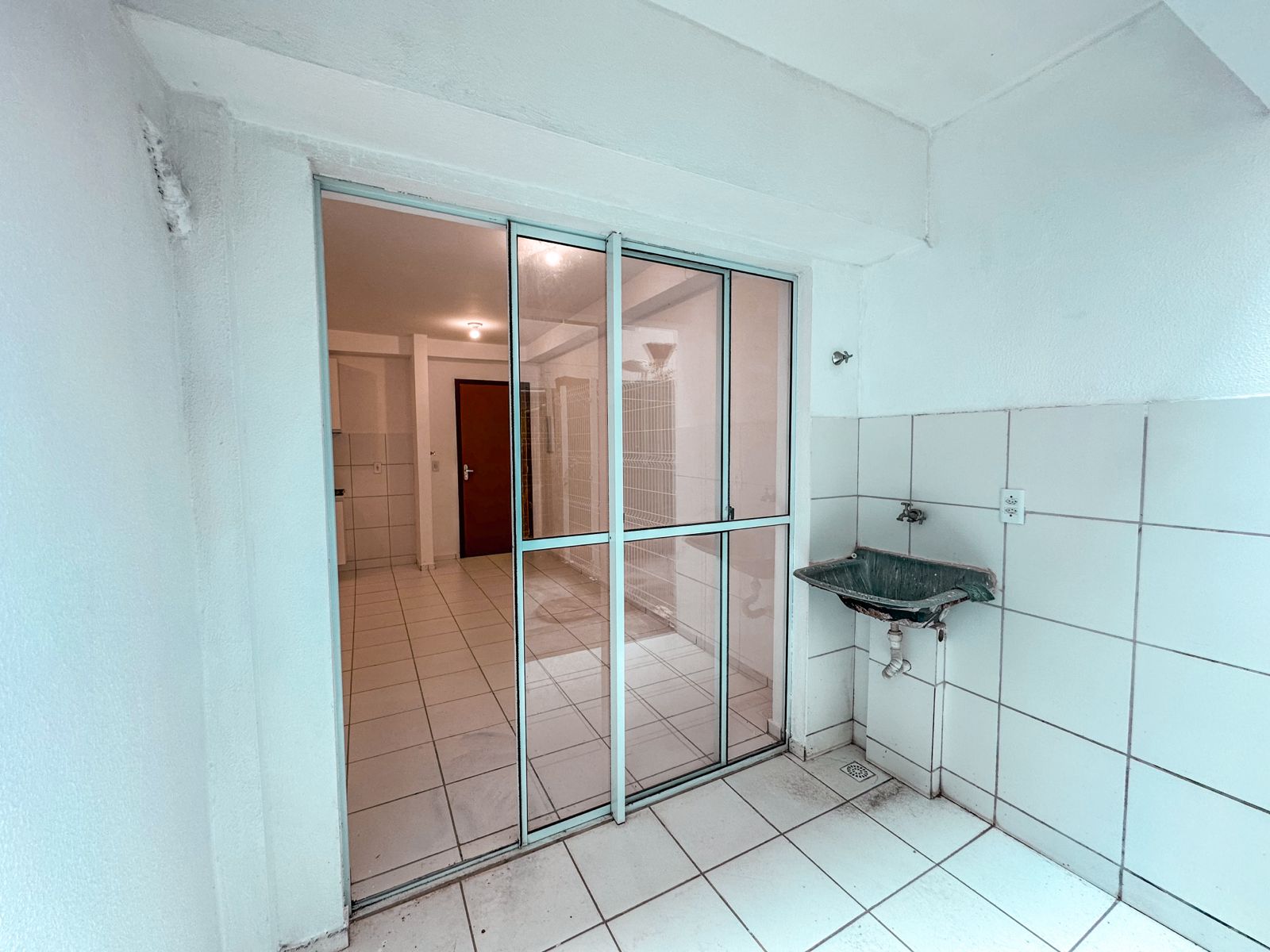 Imagem Apartamento com 2 Quartos à Venda, 67 m²em Turu - São Luís
