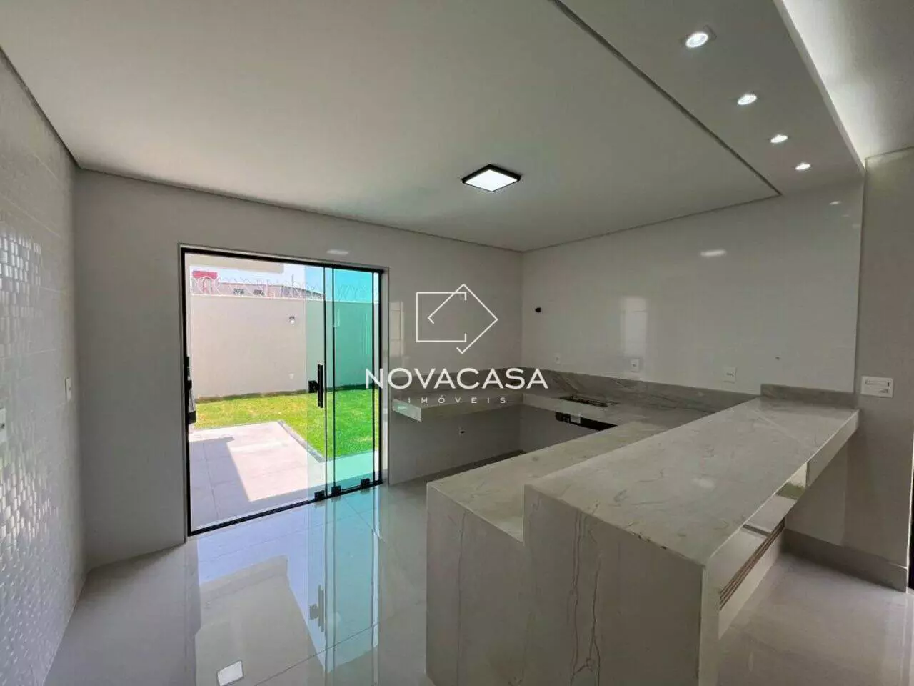 Foto do imóvel: Casa com 4 Quartos à Venda, 150 m² em Planalto - Belo Horizonte Foto do imóvel: Casa com 4 Quartos à Venda, 150 m² em Planalto - Belo Horizonte