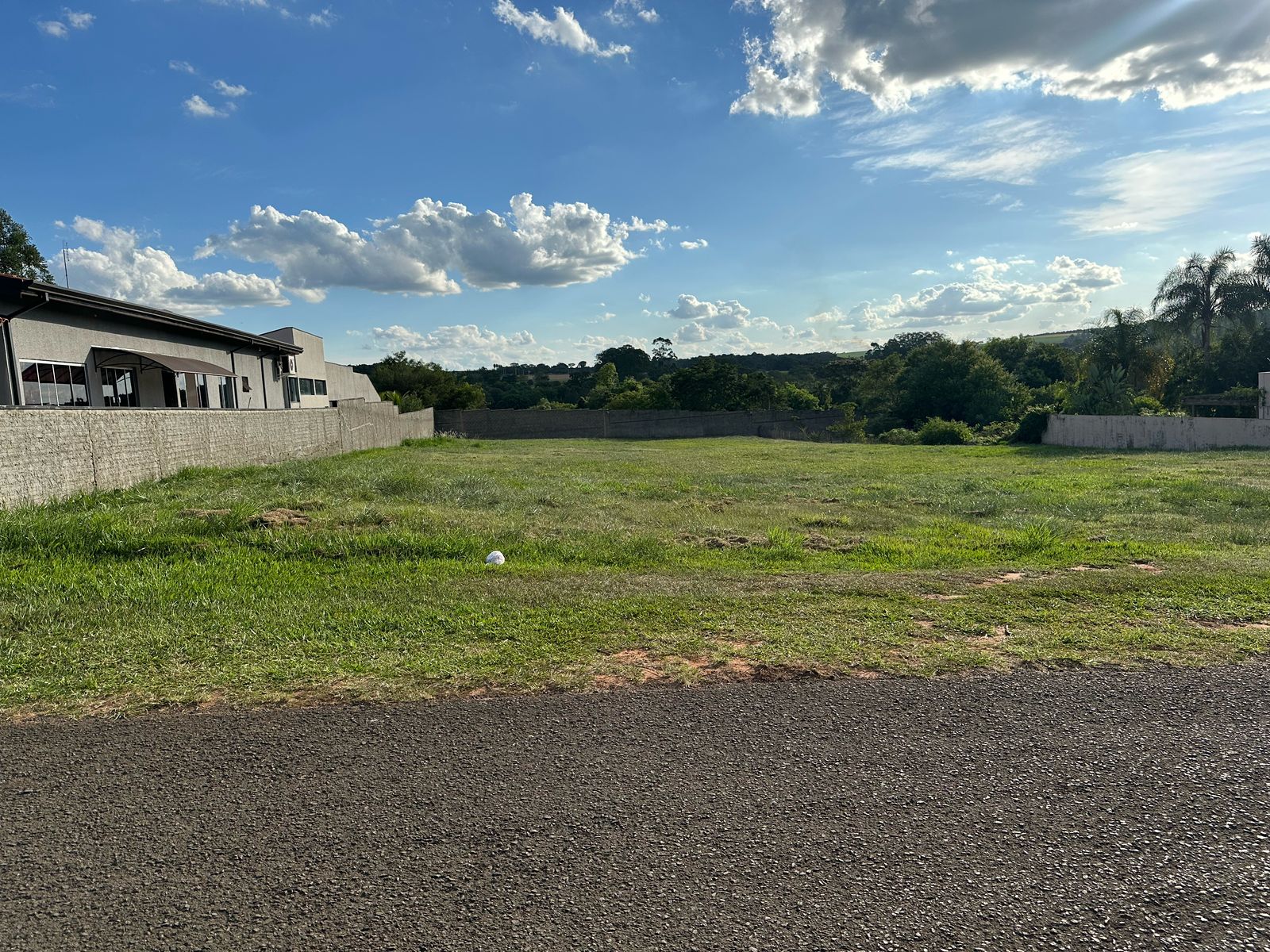 Foto do imóvel: Terreno em Condomínio à Venda, 2.000 m² em Recanto dos Nobres I - Agudos