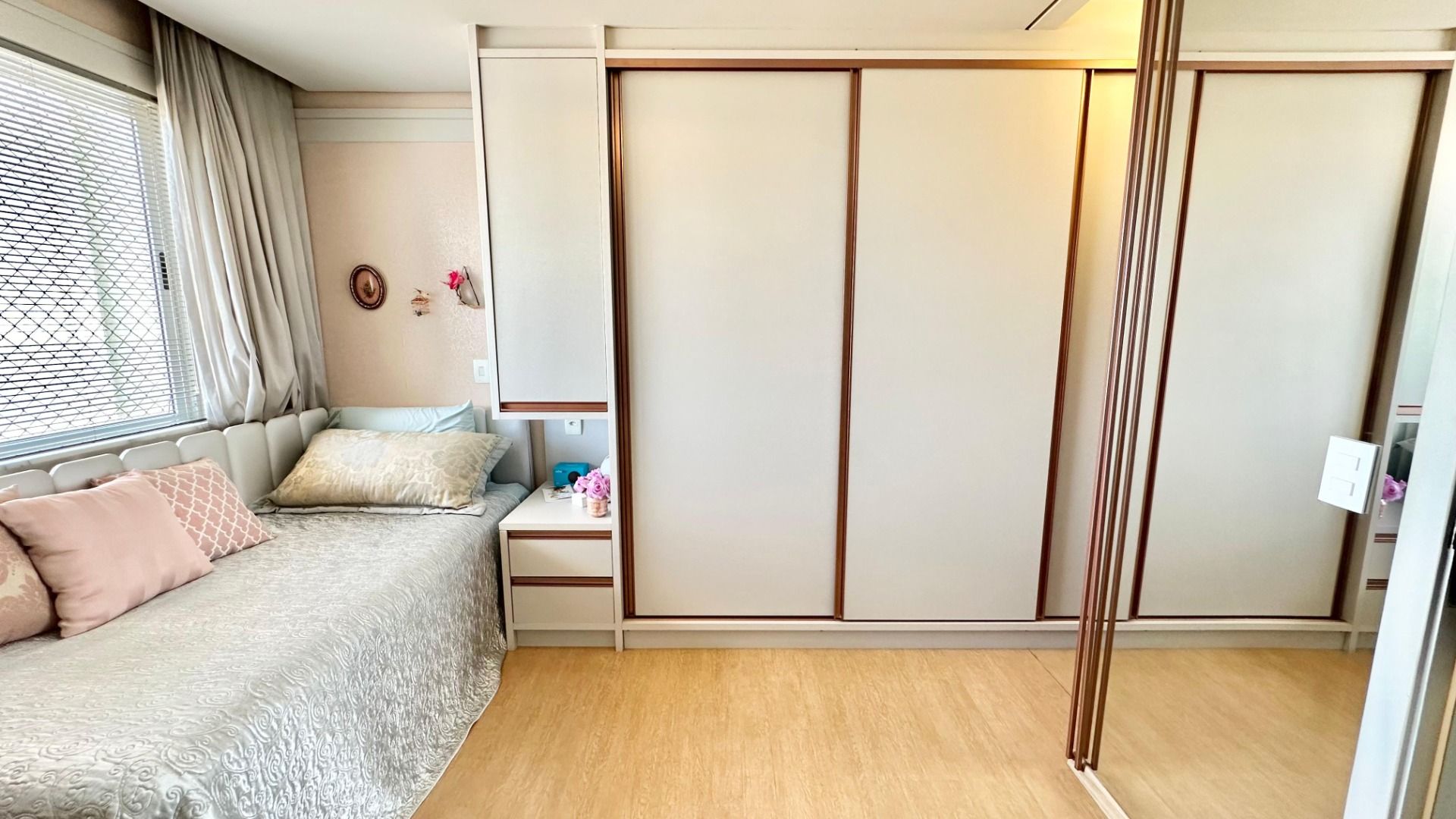 Foto do imóvel: Apartamento com 3 Quartos à Venda, 215 m²em Bela Suiça - Londrina
