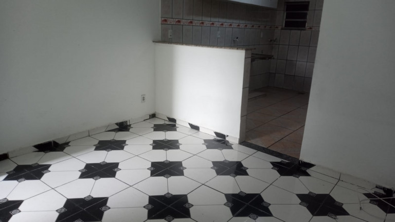 Imagem Apartamento com 2 Quartos para Alugar, 50 m² em Ramos - Rio de Janeiro