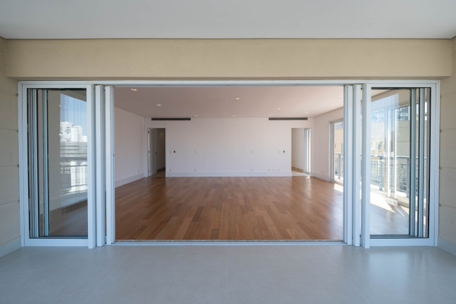 Foto do imóvel: Apartamento com 4 Quartos à Venda, 274 m² em Vila Olímpia - São Paulo