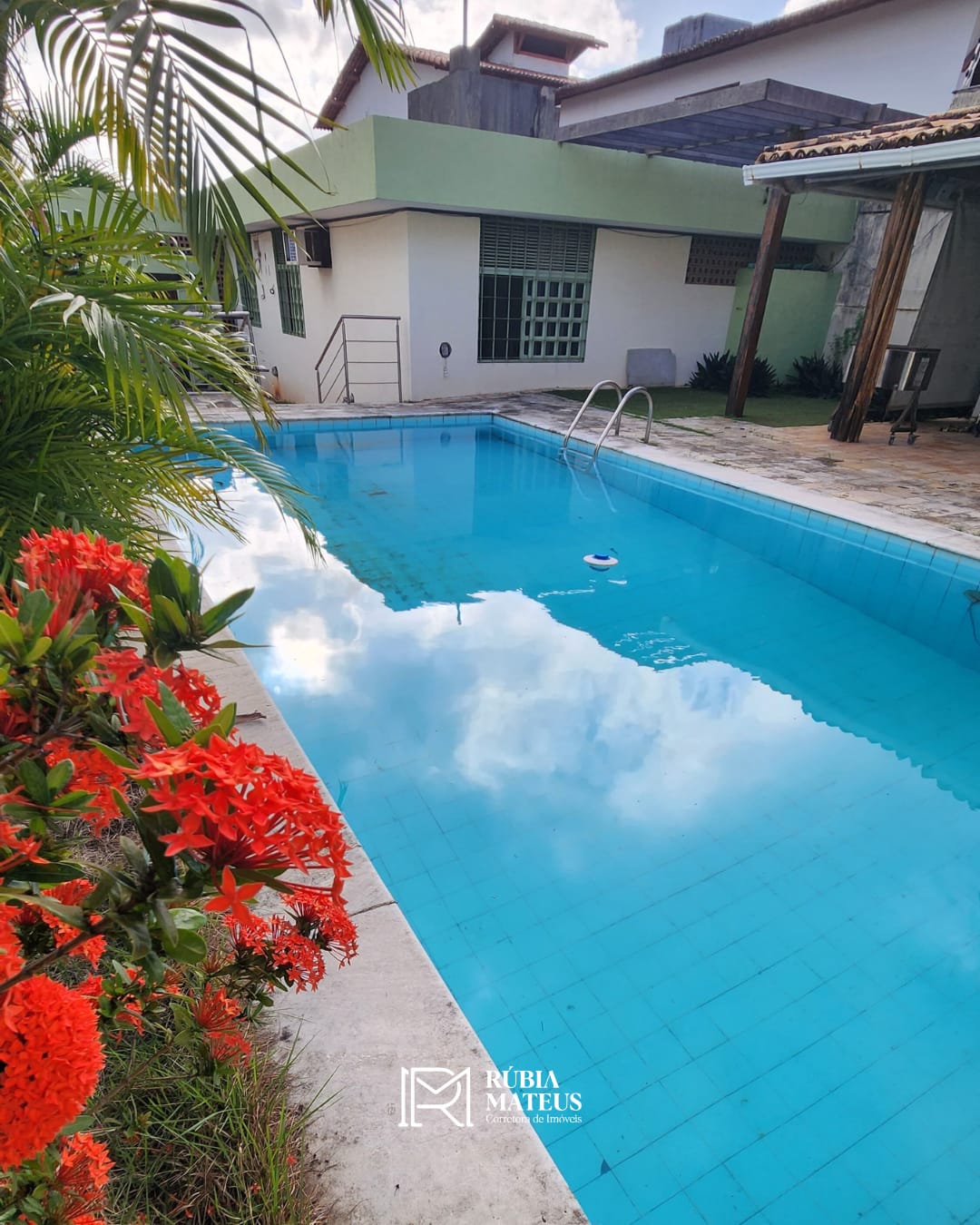 Foto do imóvel: Casa com 3 Quartos à Venda, 293 m² em Lagoa Nova - Natal