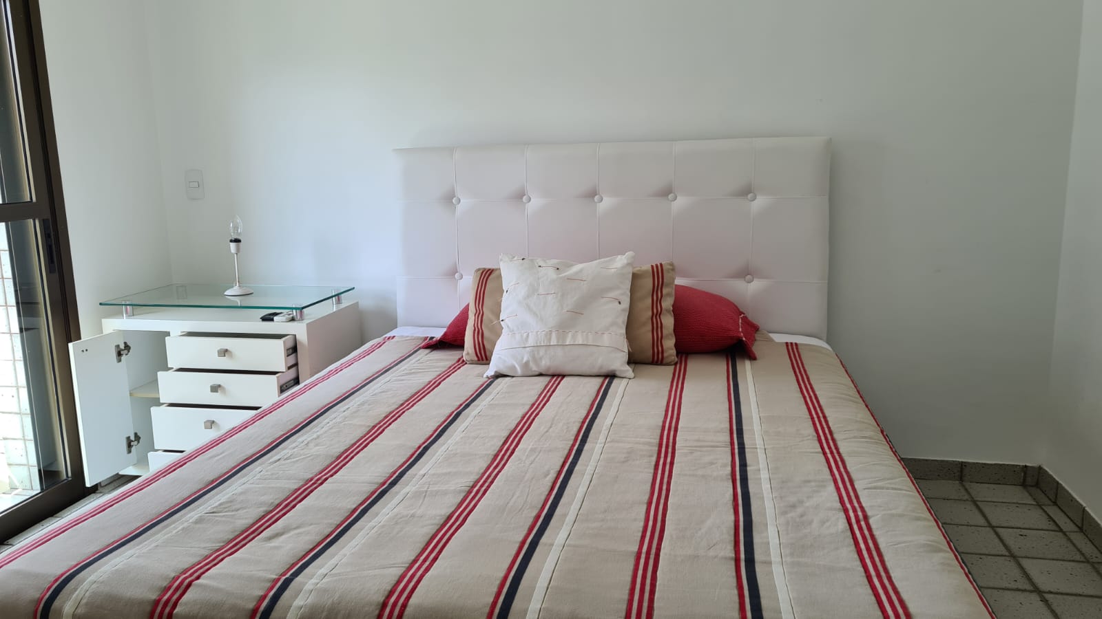 Imagem Apartamento com 4 Quartos à Venda, 236 m² em Riviera - Bertioga