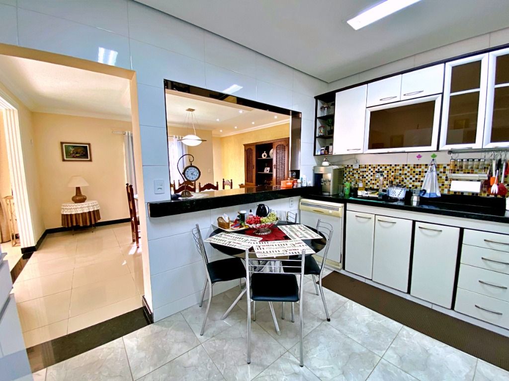 Foto do imóvel: Casa com 3 Quartos à Venda, 266 m² em Planalto - Belo Horizonte Foto do imóvel: Casa com 3 Quartos à Venda, 266 m² em Planalto - Belo Horizonte