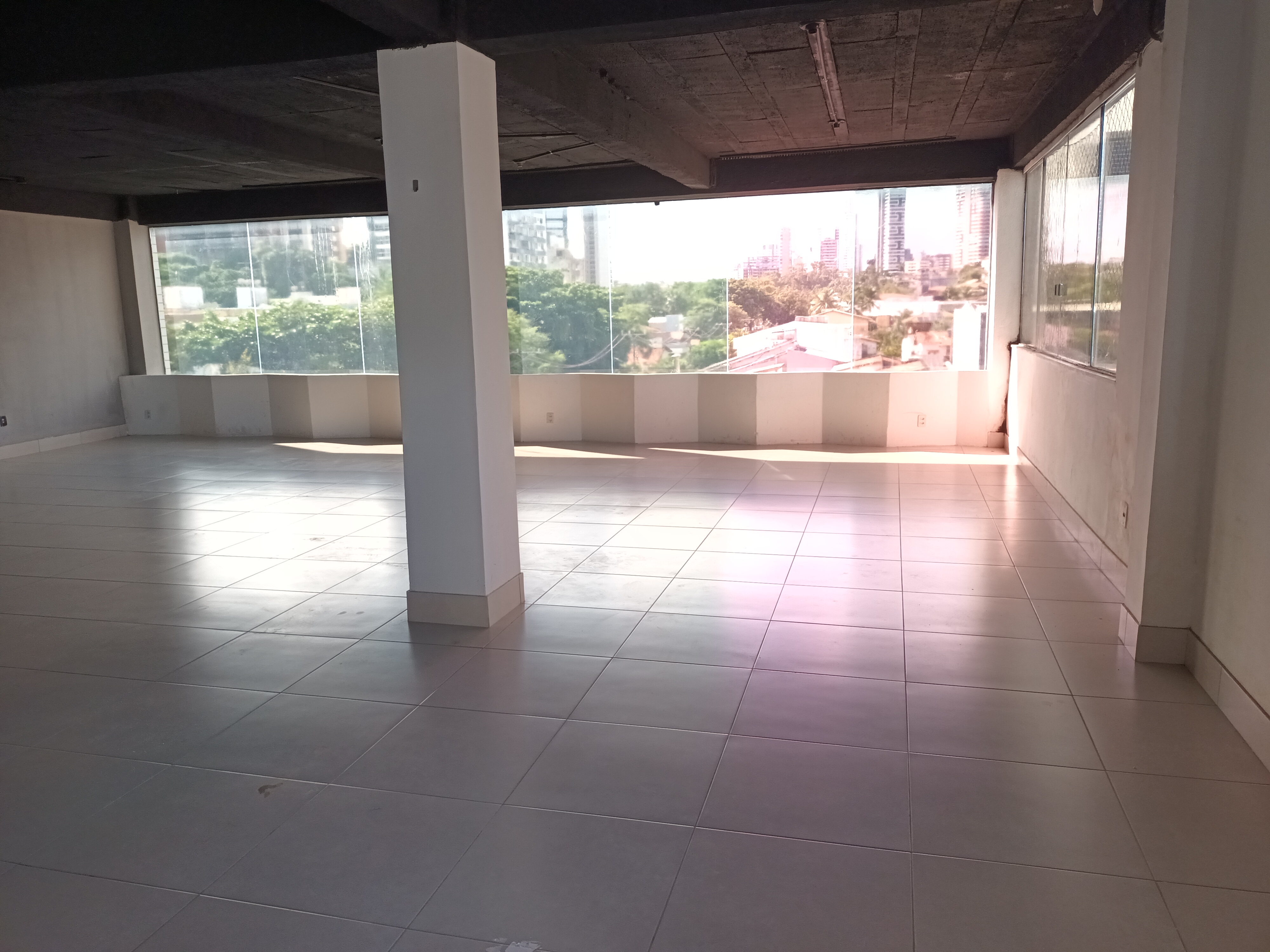 Foto do imóvel: Sala Comercial para Alugar, 360 m² em Santo Antônio dos Prazeres - Feira de Santana
