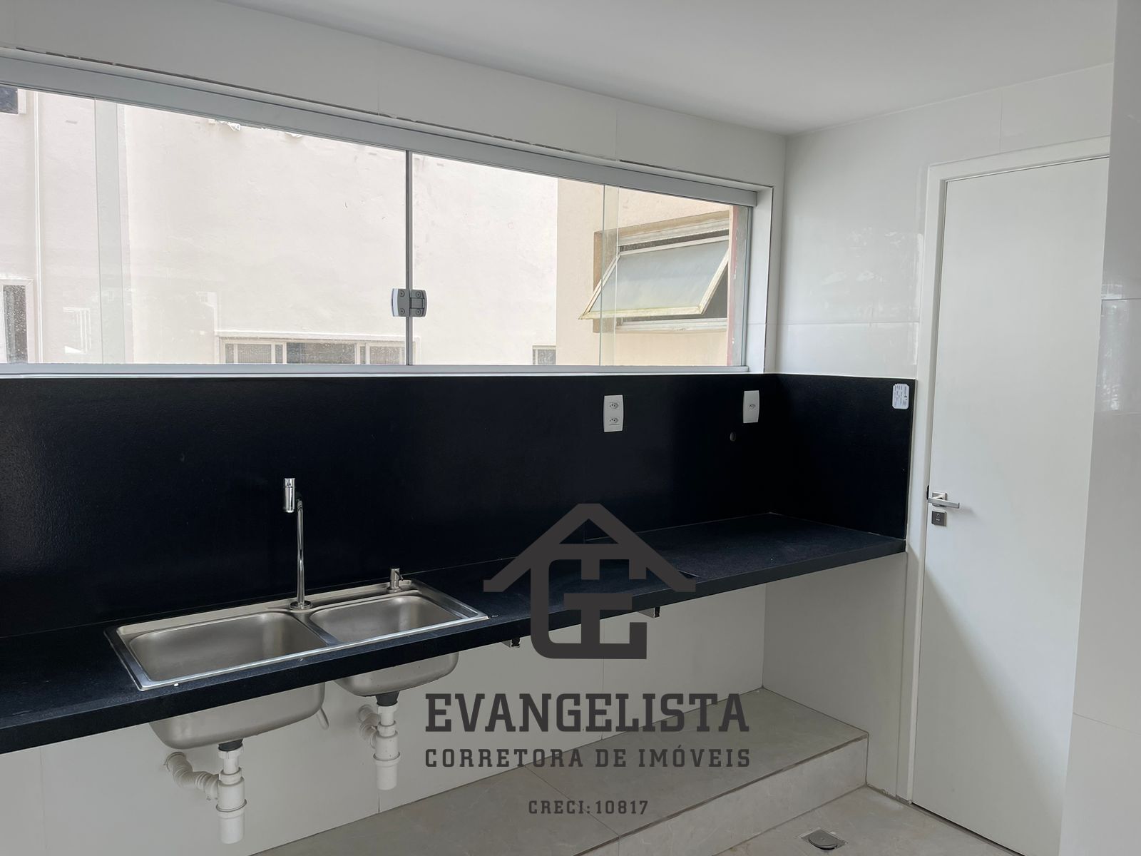 Imagem Apartamento com 3 Quartos à Venda, 143 m²em Pituba - Salvador