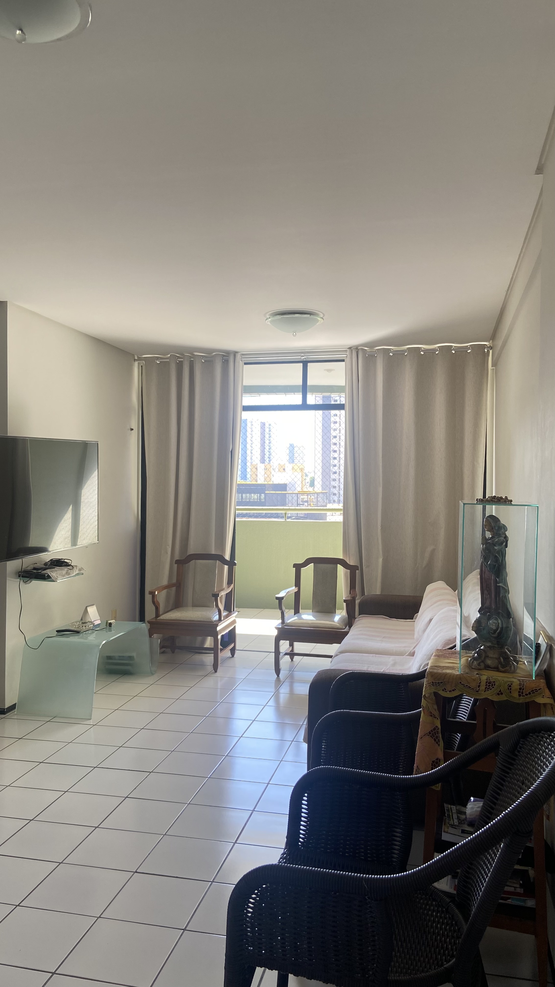Imagem Apartamento com 3 Quartos à Venda, 130 m²em Jóquei - Teresina