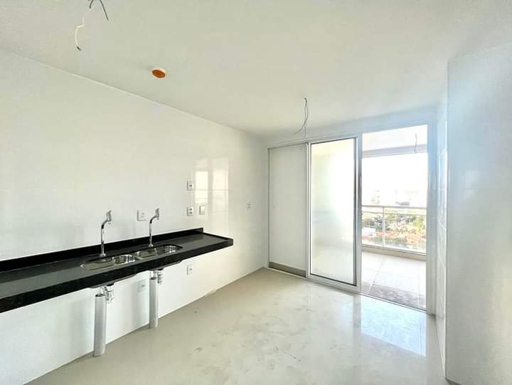 Imagem Apartamento com 4 Quartos à Venda, 170 m²em Lagoa Nova - Natal