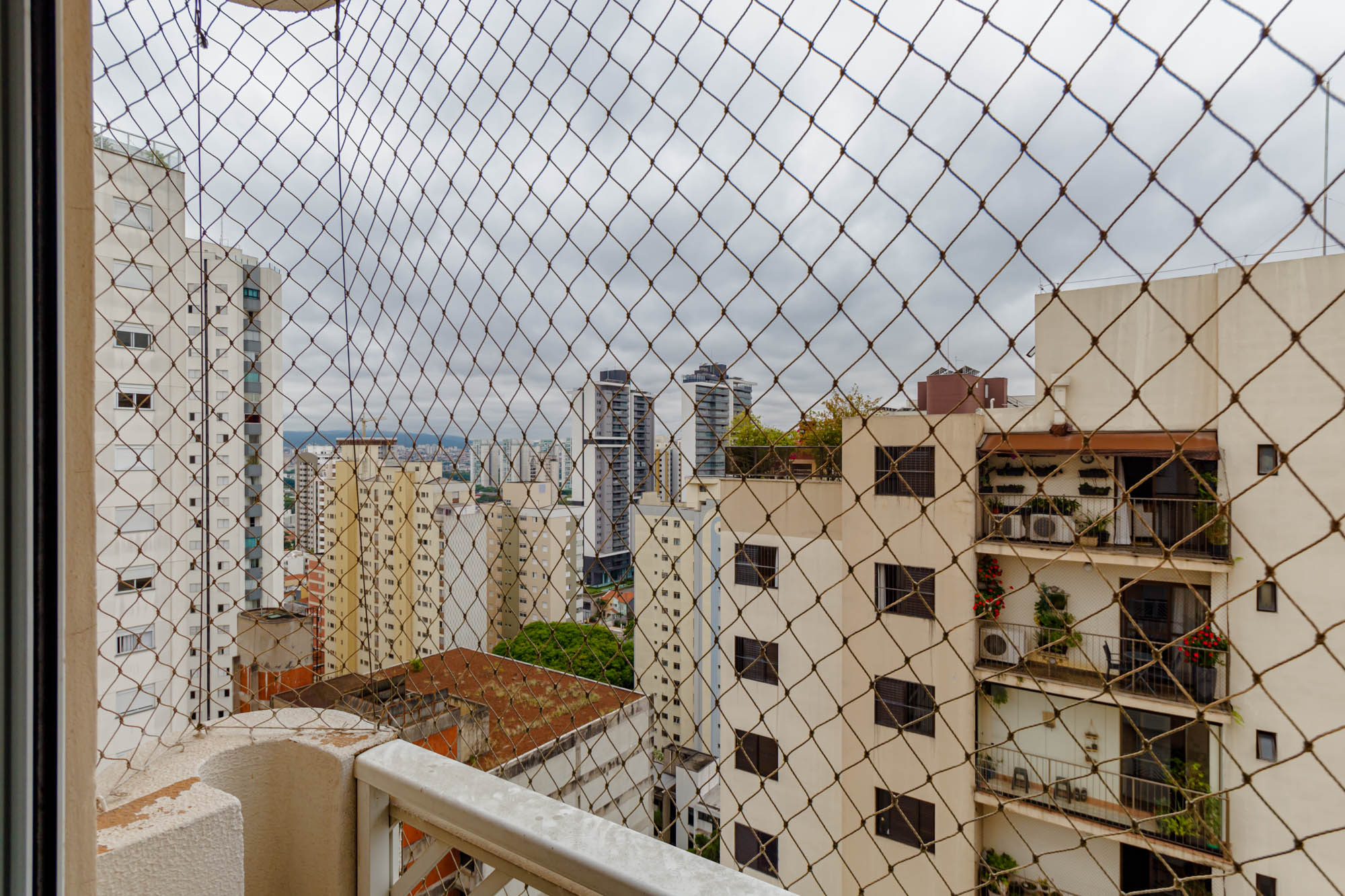 Apartamento com 3 Quartos à Venda, 92 m²em Vila Romana - São Paulo