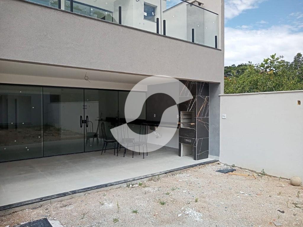 Foto do imóvel: Casa com 4 Quartos à Venda, 209 m² em Itaipu - Niterói