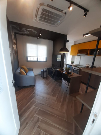 Apartamento com 2 Quartos à Venda, 35 m² em Parque Industrial Tomas Edson - São Paulo