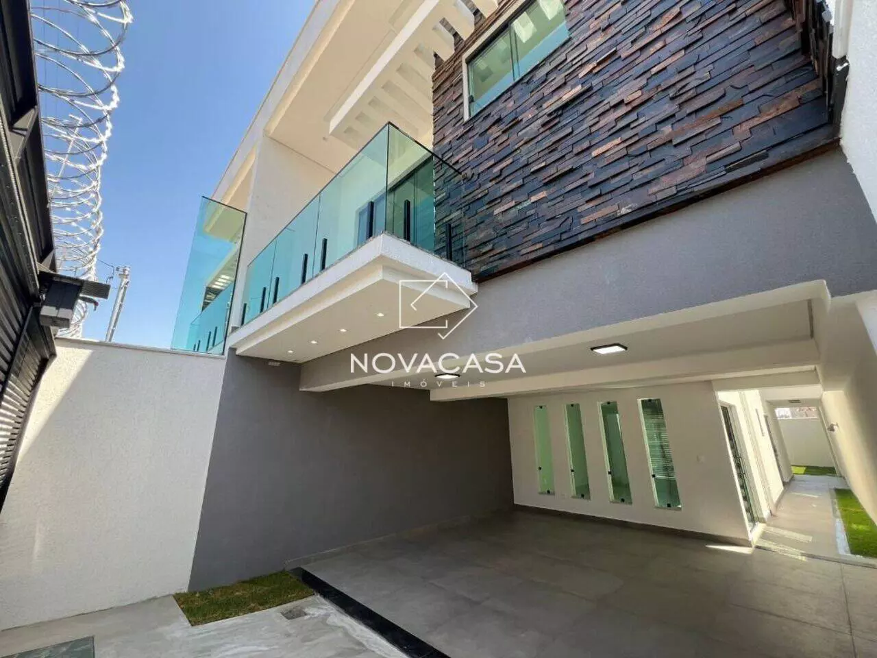 Foto do imóvel: Casa com 4 Quartos à Venda, 150 m² em Planalto - Belo Horizonte Foto do imóvel: Casa com 4 Quartos à Venda, 150 m² em Planalto - Belo Horizonte