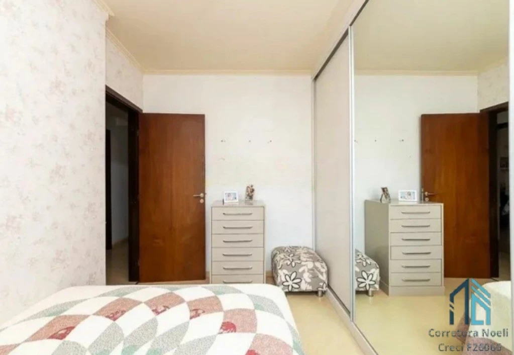 Foto do imóvel: Apartamento com 3 Quartos à Venda, 80 m² em Ahú - Curitiba
