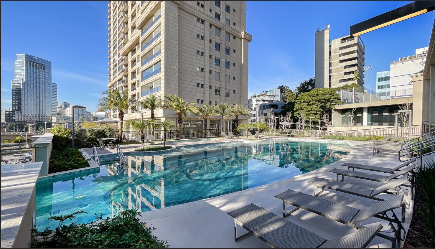 Apartamento com 3 Quartos à Venda, 186 m²em Cidade Jardim - São Paulo