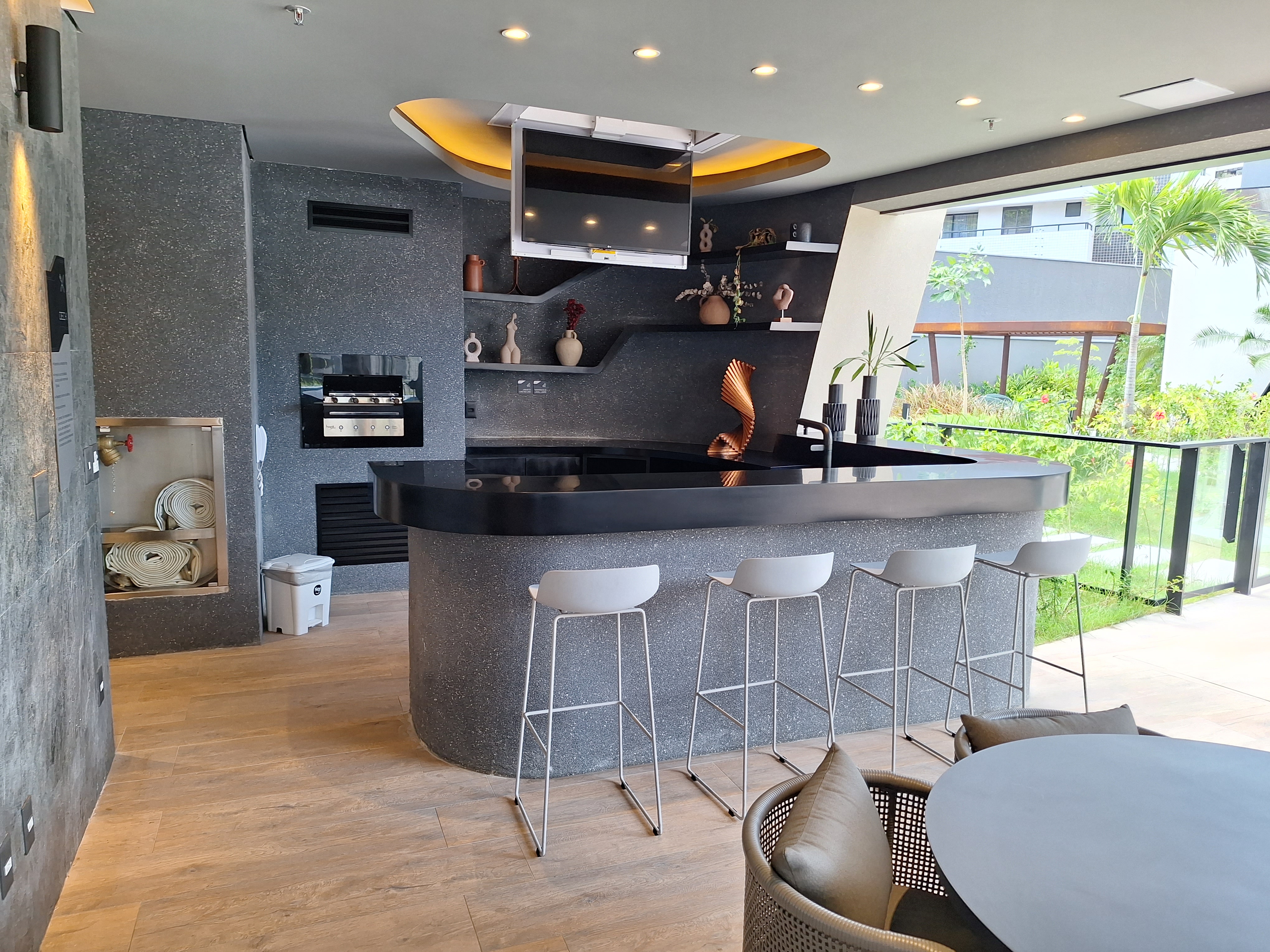 Foto do imóvel: Apartamento com 4 Quartos à Venda, 254 m² em Meireles - Fortaleza