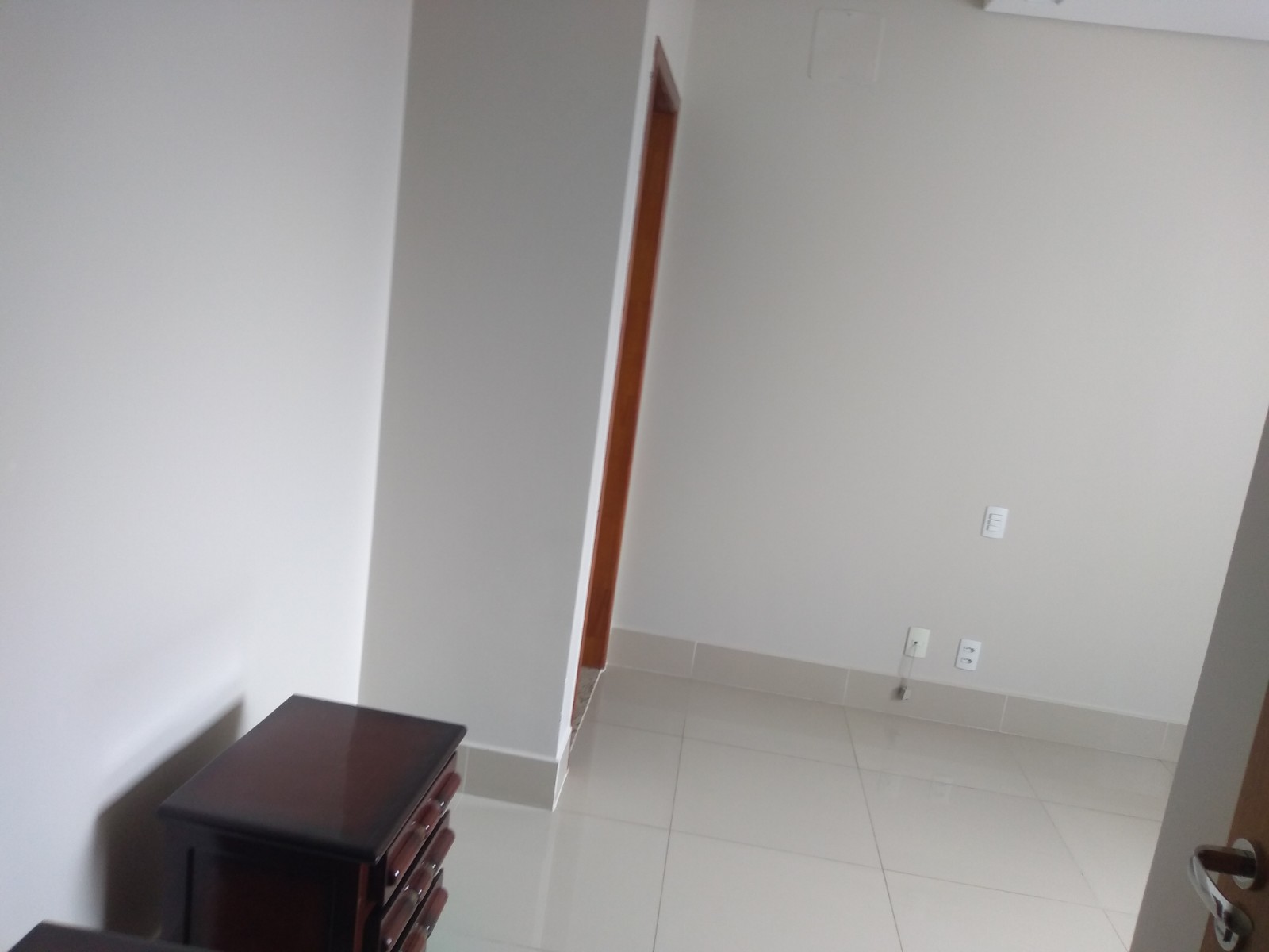 Imagem Apartamento com 2 Quartos à Venda, 77 m²em Jardim América - Goiânia