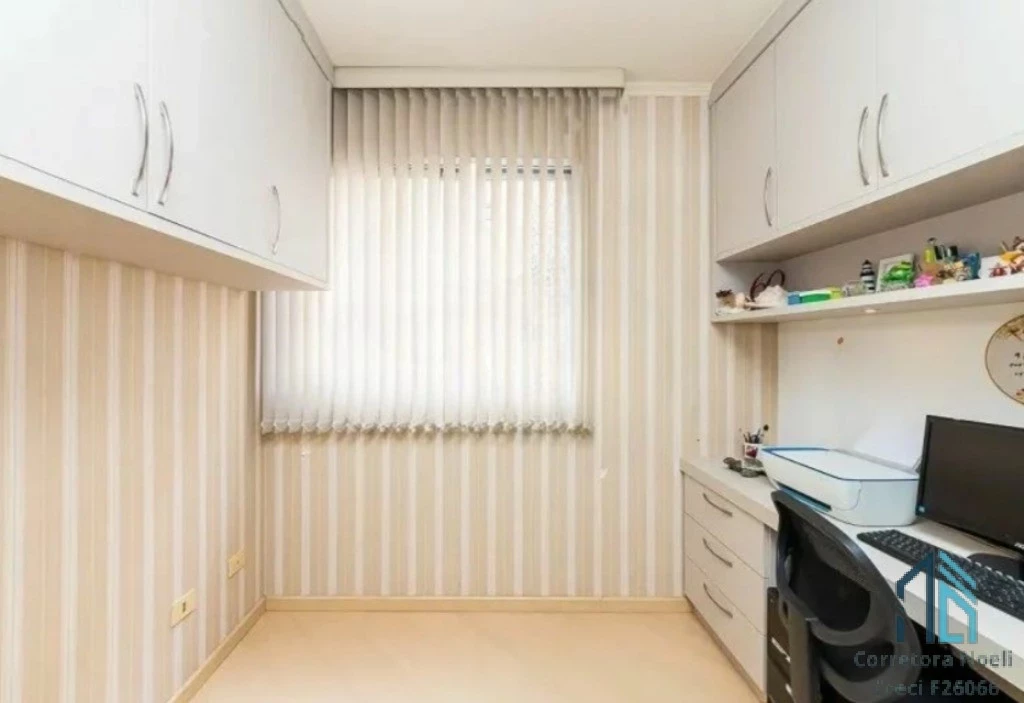 Foto do imóvel: Apartamento com 3 Quartos à Venda, 80 m² em Ahú - Curitiba