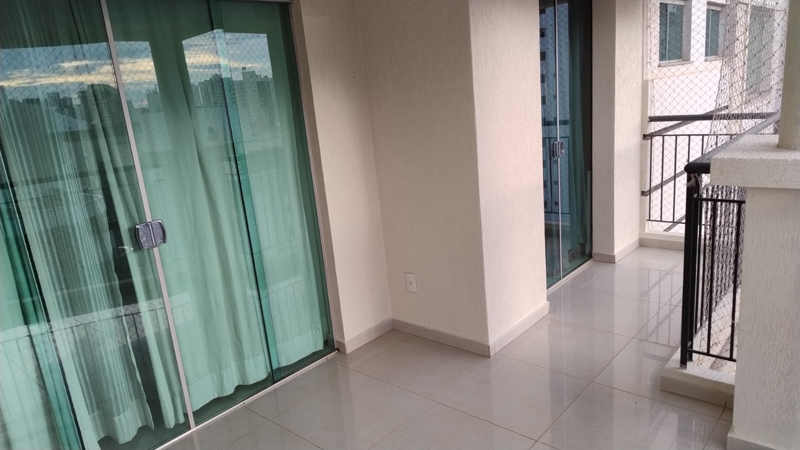 Imagem Apartamento com 3 Quartos à Venda, 107 m²em Setor Bueno - Goiânia