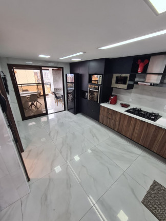 Apartamento com 4 Quartos à Venda, 210 m² em Meireles - Fortaleza