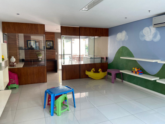 Apartamento com 3 Quartos à Venda, 142 m²em Meireles - Fortaleza