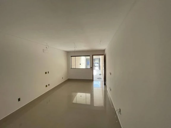 Imagem Casa com 3 Quartos à Venda, 125 m² em Jardim Regina - São Paulo