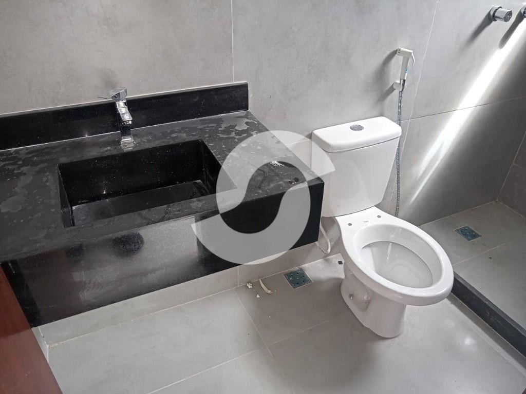 Foto do imóvel: Casa com 4 Quartos à Venda, 209 m² em Itaipu - Niterói