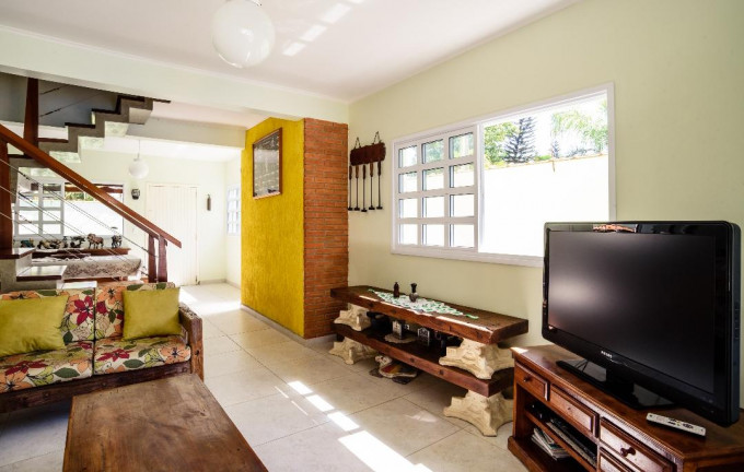 Imagem Casa com 3 Quartos para Temporada, 180 m² em Indaiá - Bertioga