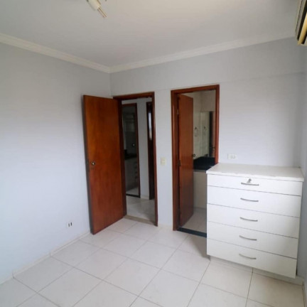 Imagem Apartamento com 3 Quartos à Venda, 70 m² em Nova Suiça - Goiânia