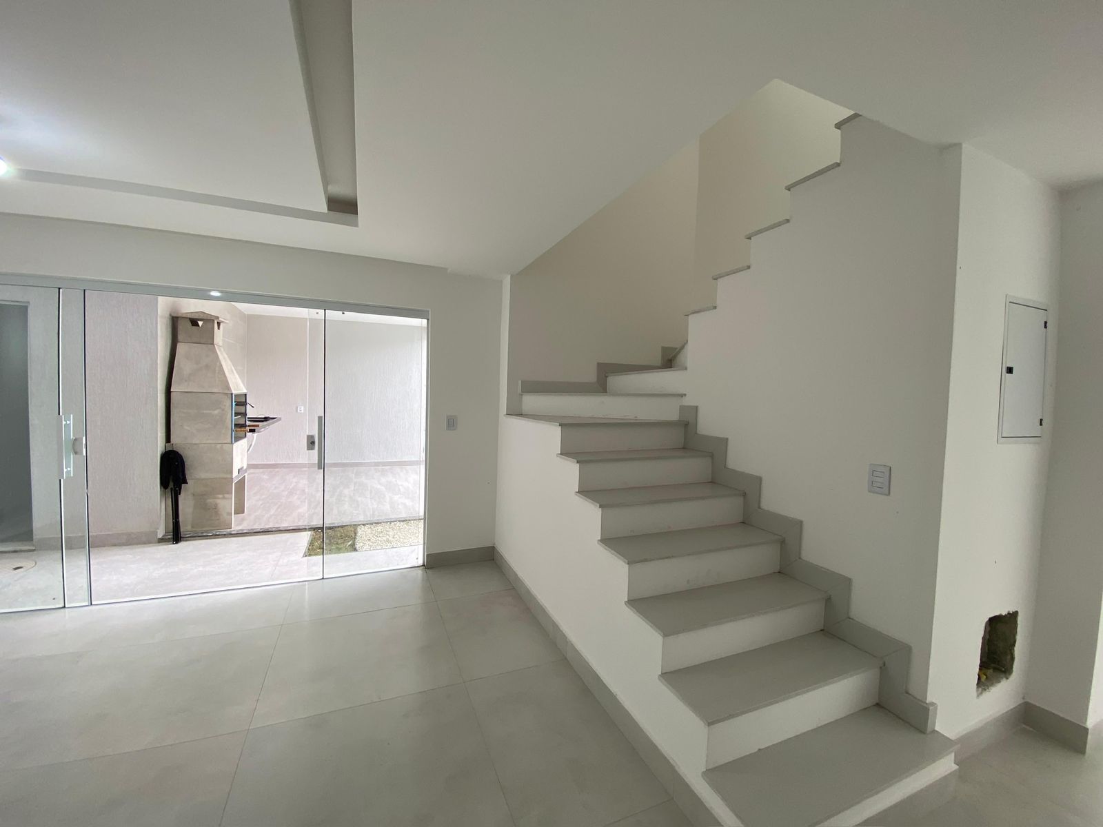 Foto do imóvel: Casa de Condomínio com 4 Quartos à Venda, 220 m² em Vargem Pequena - Rio de Janeiro