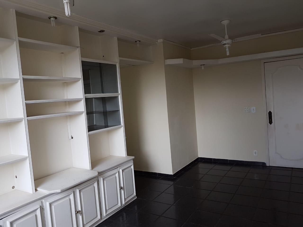 Imagem Apartamento com 2 Quartos à Venda, 60 m²em Santa Rosa - Niterói