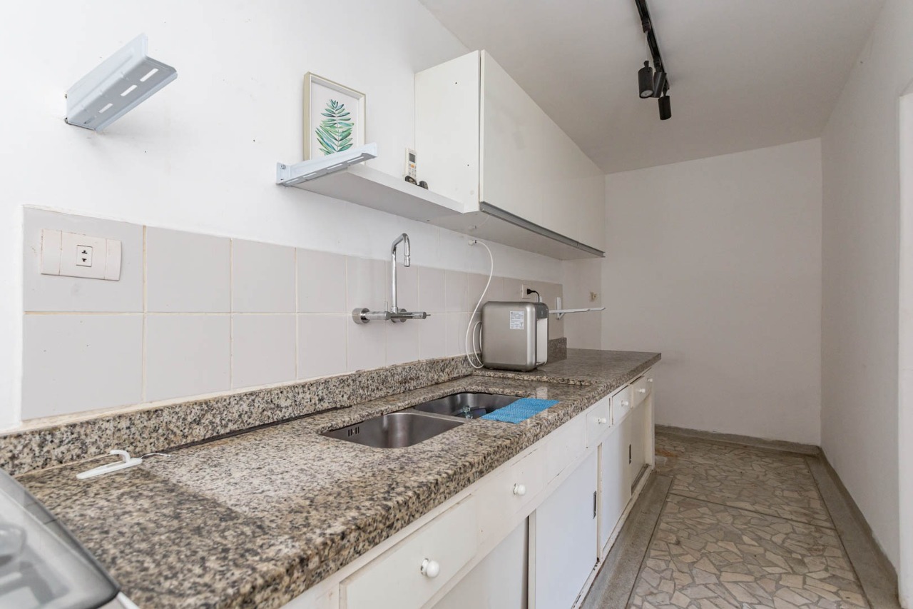 Foto do imóvel: Casa com 2 Quartos à Venda ou Locação, 237 m² em Cidade Monções - São Paulo