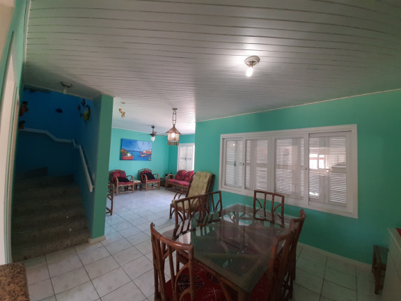 Imagem Casa com 6 Quartos à Venda, 308 m² em Capão Novo Village - Capão Da Canoa