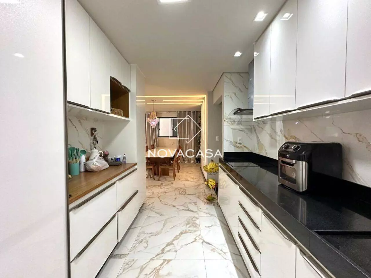 Foto do imóvel: Casa com 5 Quartos à Venda, 250 m² em Rio Branco - Belo Horizonte Foto do imóvel: Casa com 5 Quartos à Venda, 250 m² em Rio Branco - Belo Horizonte