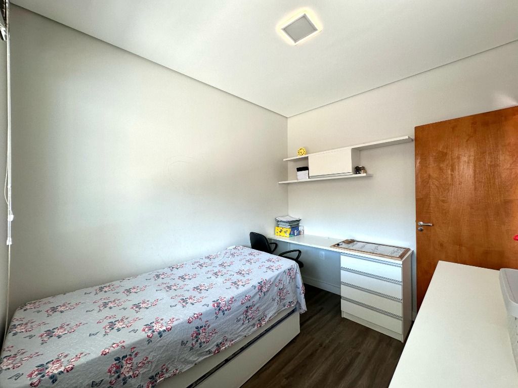 Foto do imóvel: Casa com 3 Quartos à Venda, 122 m² em Planalto - Belo Horizonte