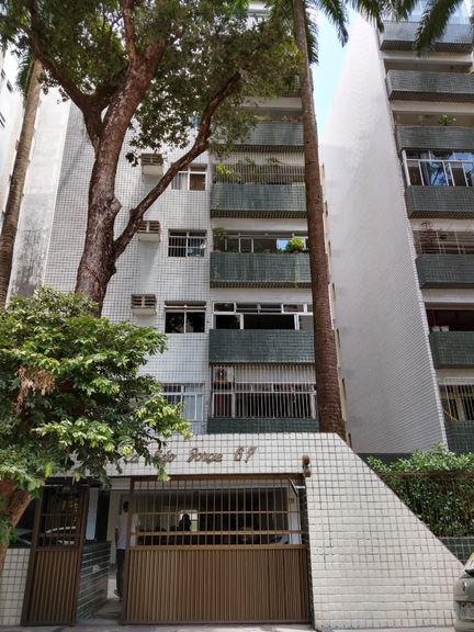 Imagem Apartamento com 3 Quartos à Venda, 129 m² em Graças - Recife