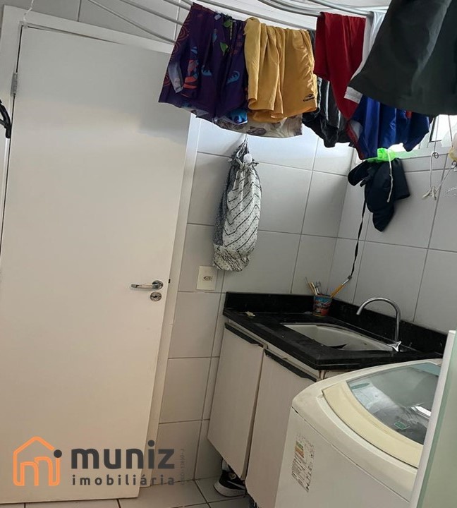 Imagem Apartamento com 3 Quartos à Venda, 70 m²em Encruzilhada - Recife