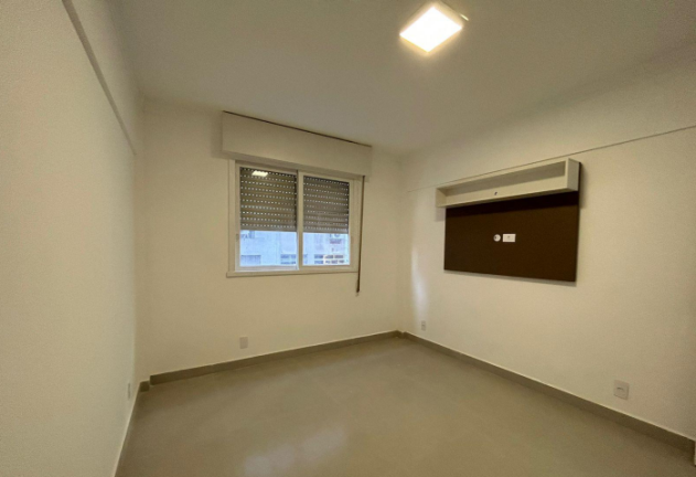 Imagem Apartamento com 2 Quartos à Venda,  em Pompéia - Santos
