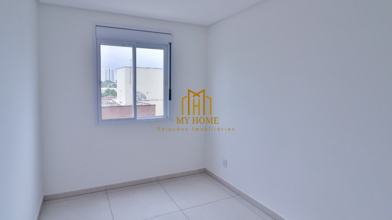 Apartamento com 3 Quartos à Venda,  em Vila Rosa - Goiânia