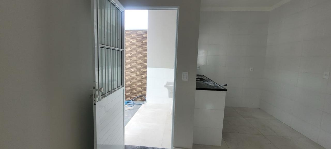 Foto do imóvel: Casa com 2 Quartos à Venda, 71 m² em  - 
