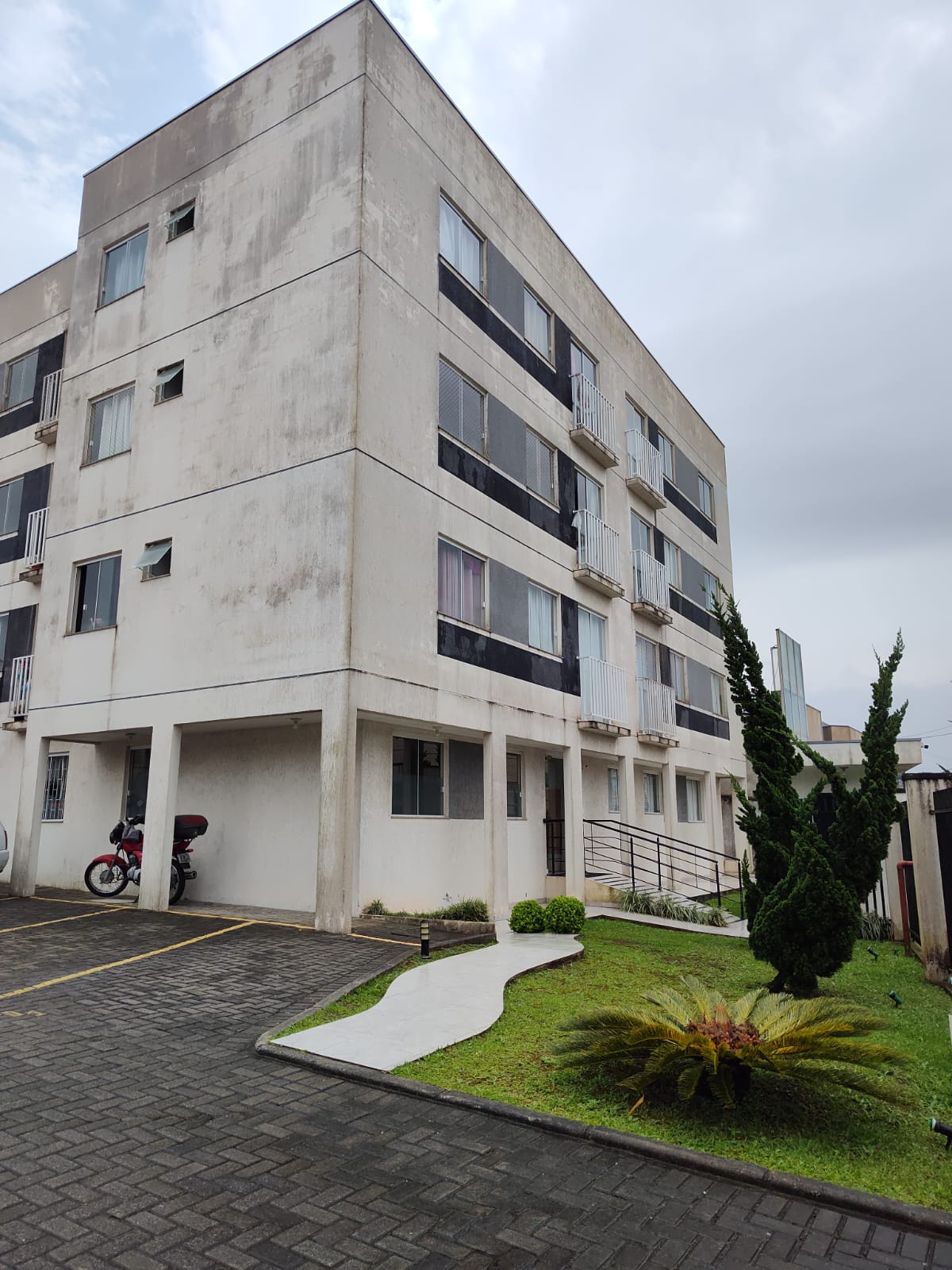 Imagem Apartamento com 2 Quartos à Venda, 46 m²em Guarani - Colombo