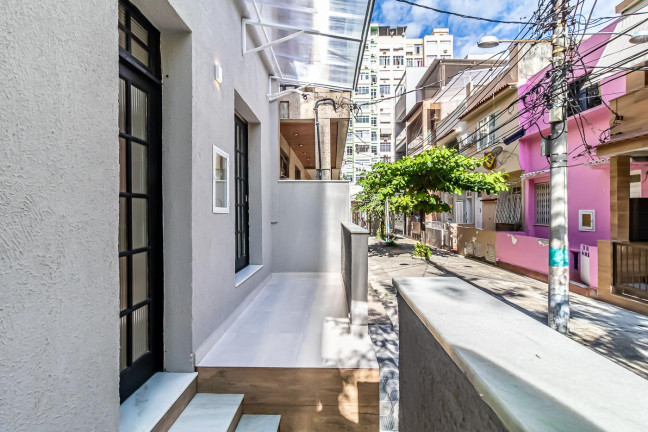 Imagem Casa de Vila com 4 Quartos à Venda, 234 m² em Catete - Rio de Janeiro
