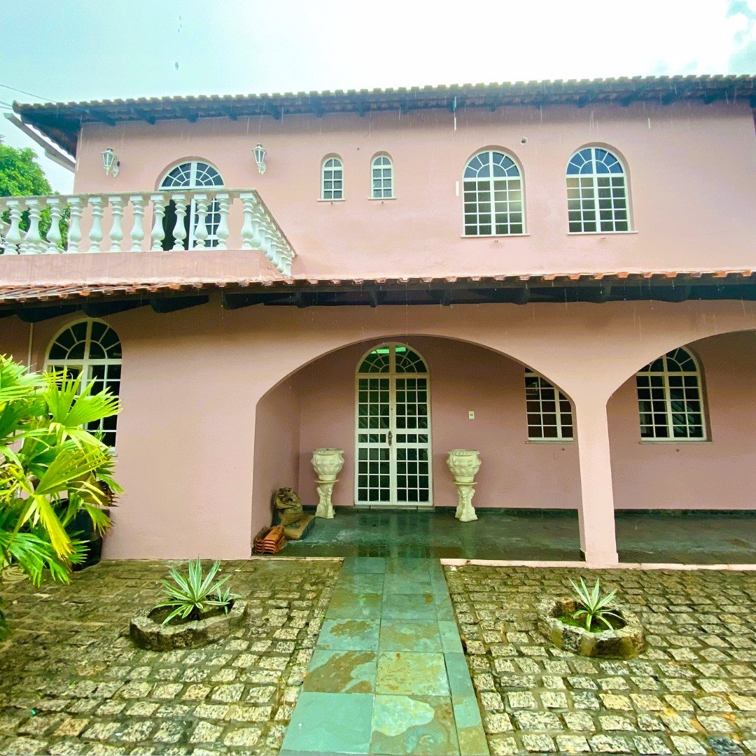 Foto do imóvel: Casa com 4 Quartos para Alugar, 458 m²em Aleixo - Manaus