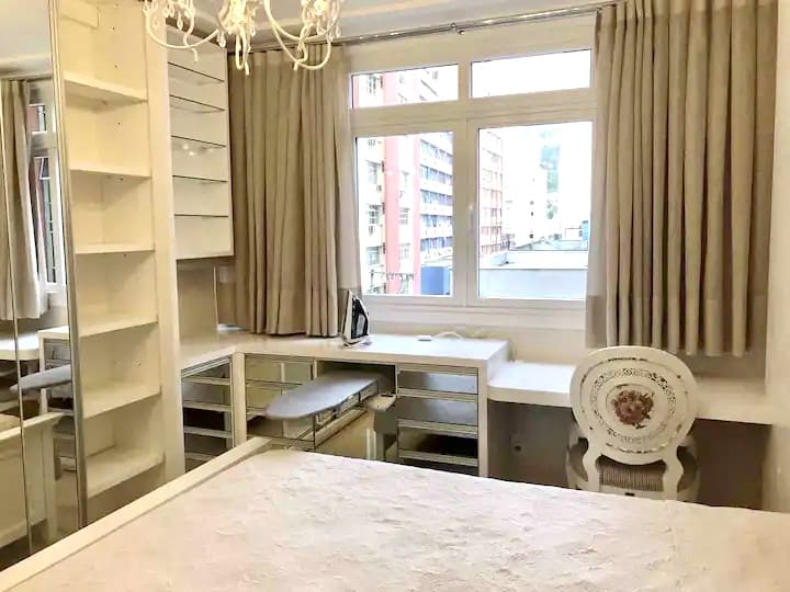 Imagem Apartamento com 2 Quartos à Venda, 57 m²em Centro - Florianópolis