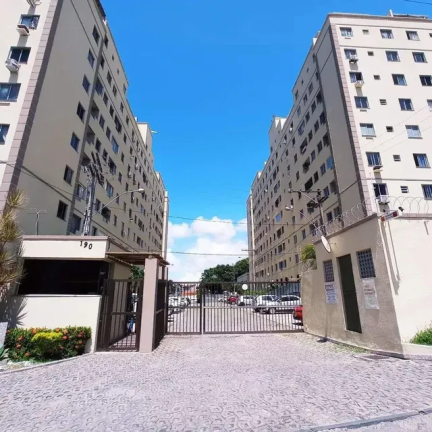 Imagem Apartamento com 2 Quartos à Venda, 50 m²em Centro - Lauro de Freitas